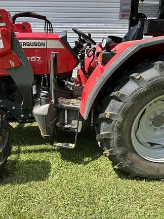 Image of Massey Ferguson 4707 equipment image 3