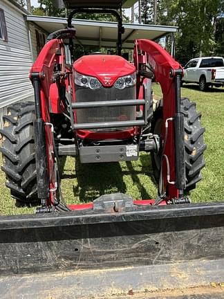 Image of Massey Ferguson 4707 equipment image 4