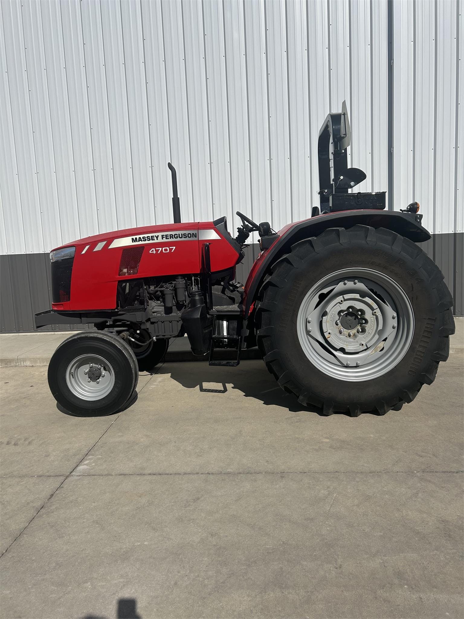 2021 Massey Ferguson 4707 Equipment Image0