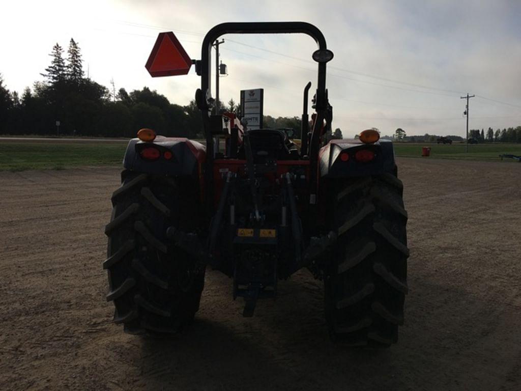 Image of Massey Ferguson 4707 Primary Image