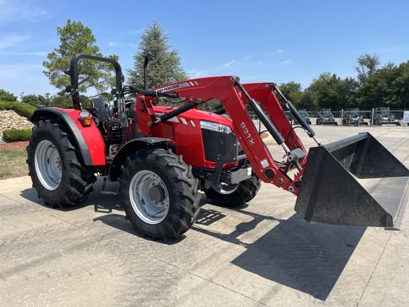 Image of Massey Ferguson 4707 equipment image 3