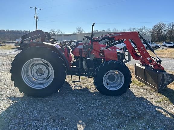 Image of Massey Ferguson 4707 equipment image 4