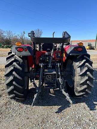 Image of Massey Ferguson 4707 equipment image 2