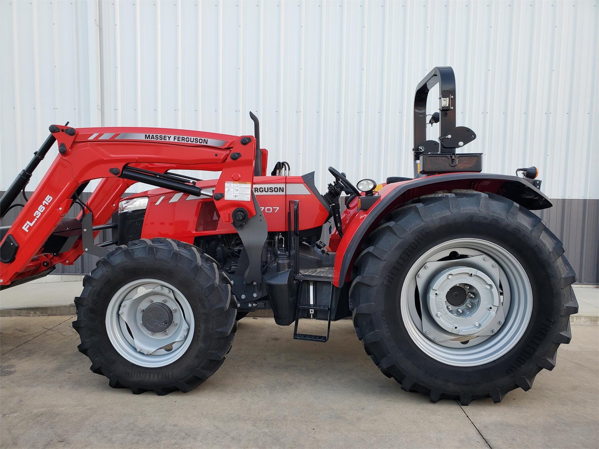 Main image Massey Ferguson 4707