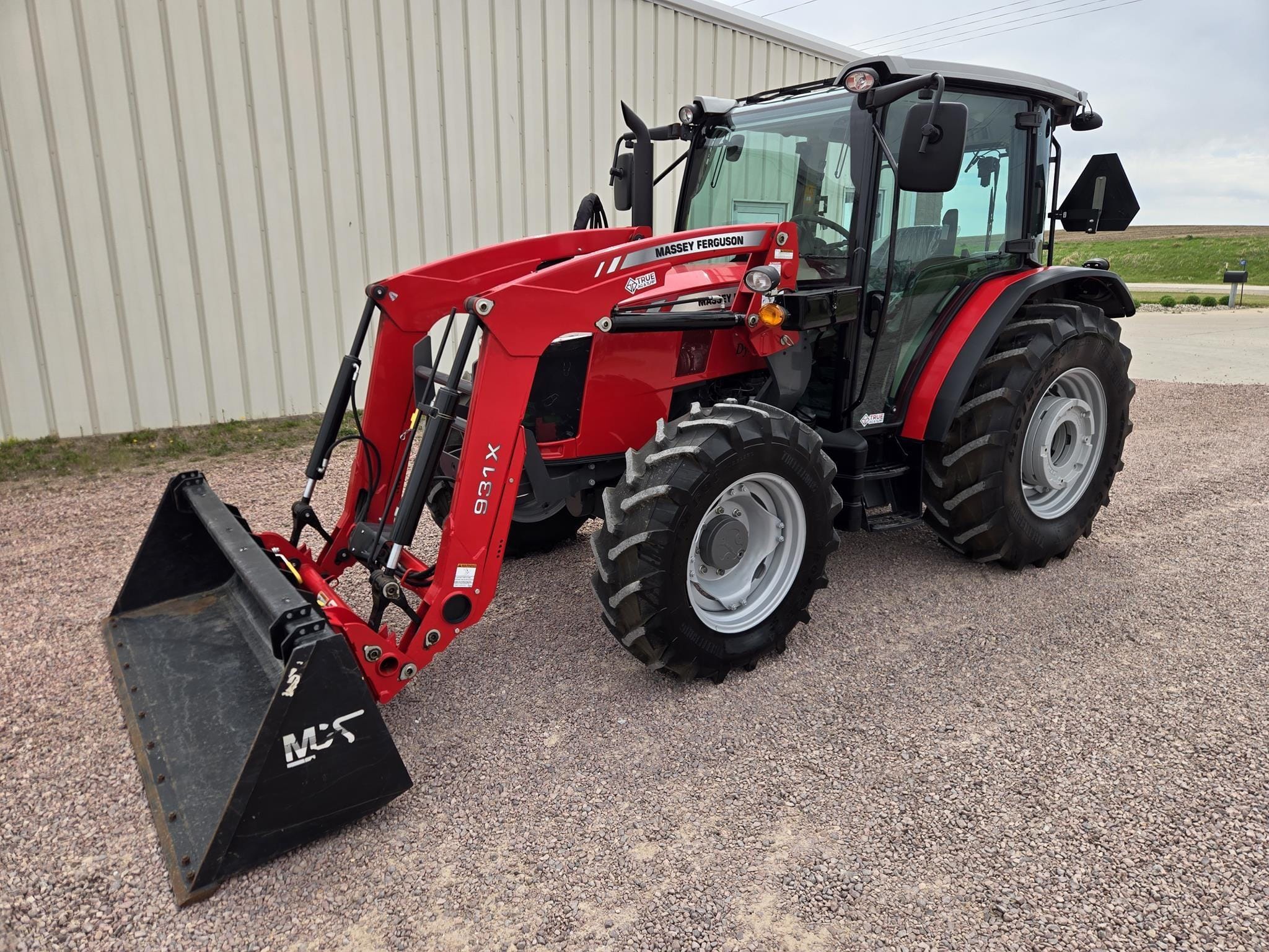 2021 Massey Ferguson 4707 Equipment Image0