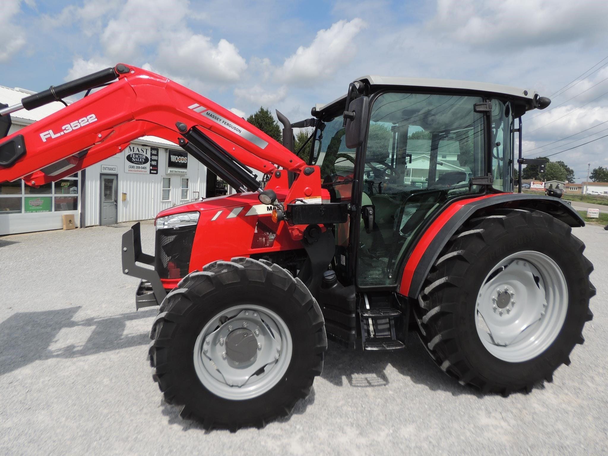2021 Massey Ferguson 4710 Equipment Image0