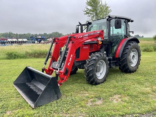 Image of Massey Ferguson 4710 equipment image 2