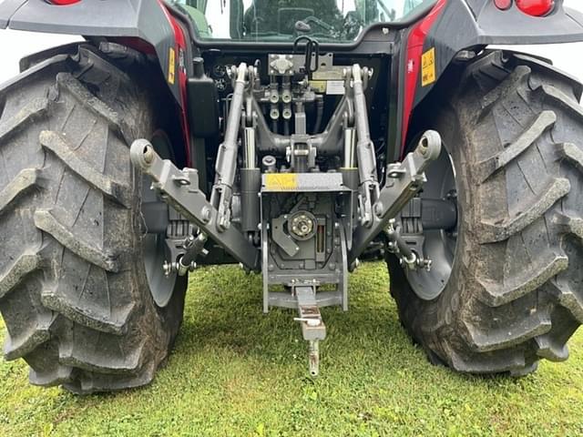 Image of Massey Ferguson 4710 equipment image 3