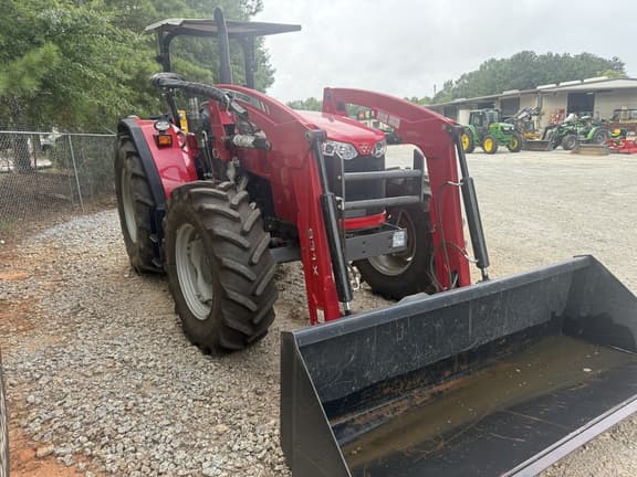 Image of Massey Ferguson 4710 equipment image 4