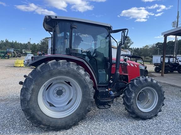 Image of Massey Ferguson 4710 equipment image 2