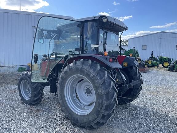 Image of Massey Ferguson 4710 equipment image 4
