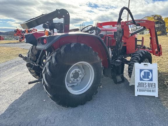 Image of Massey Ferguson 4710 equipment image 3