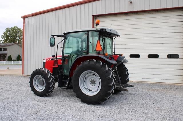 Image of Massey Ferguson 4710 equipment image 4