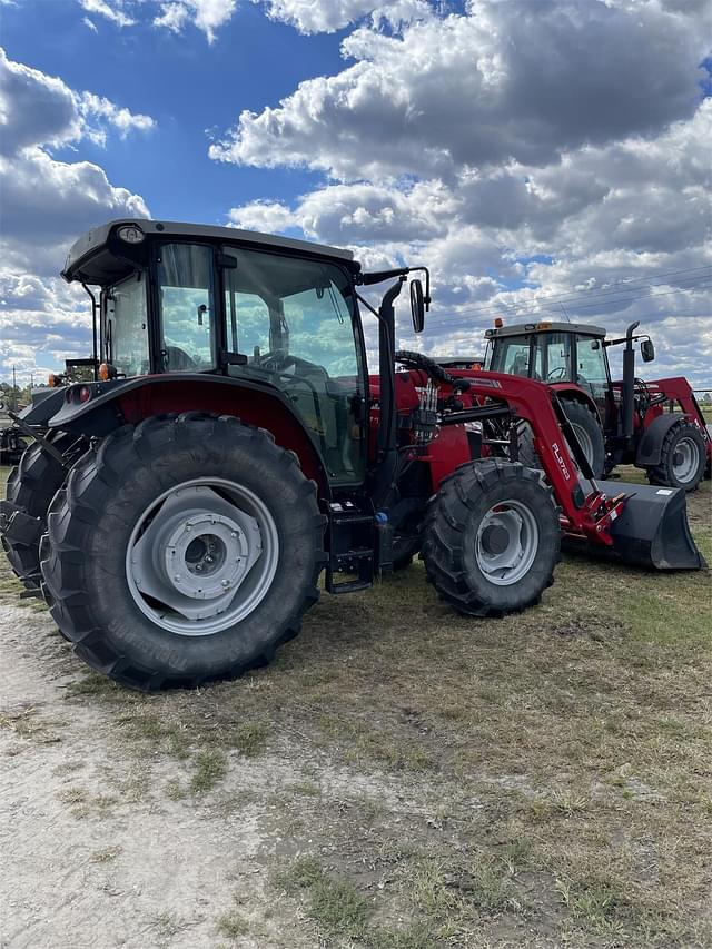 Image of Massey Ferguson 5710 equipment image 4