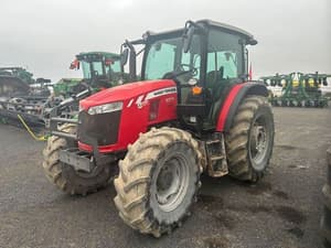 2021 Massey Ferguson 5711 Image