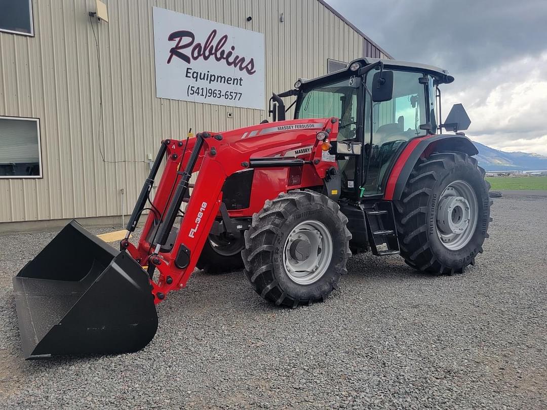 Image of Massey Ferguson 5711 Primary image