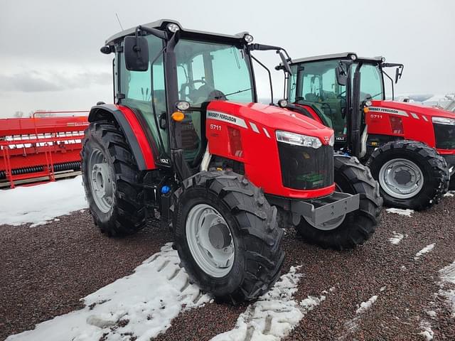 Image of Massey Ferguson 5711 equipment image 1