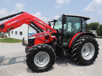 Main image Massey Ferguson 5711