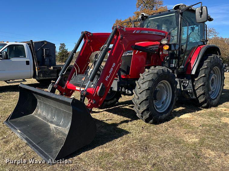 Image of Massey Ferguson 5711 Primary image