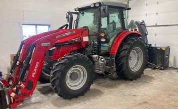 Main image Massey Ferguson 5713S