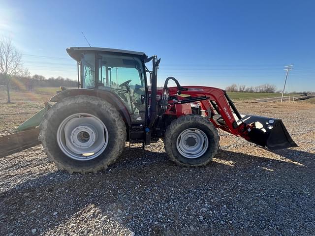 Image of Massey Ferguson 6713 equipment image 2