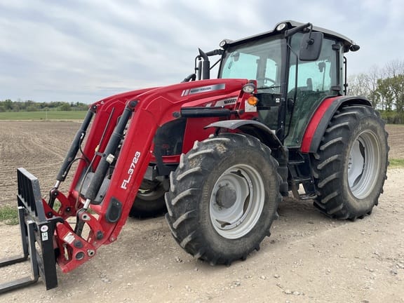 Main image Massey Ferguson 6713