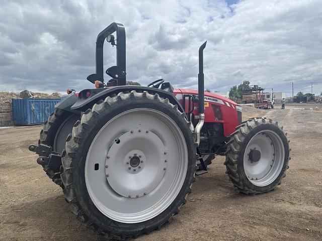 Image of Massey Ferguson 6713 equipment image 2
