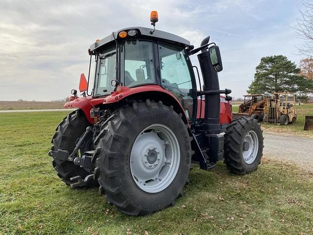 Image of Massey Ferguson 7715 equipment image 4