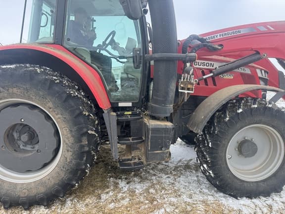 Image of Massey Ferguson 7716 equipment image 2
