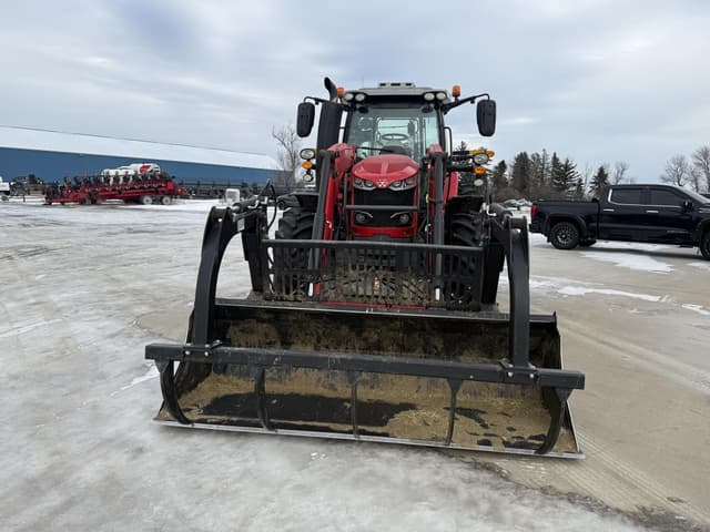 Image of Massey Ferguson 7716S equipment image 3