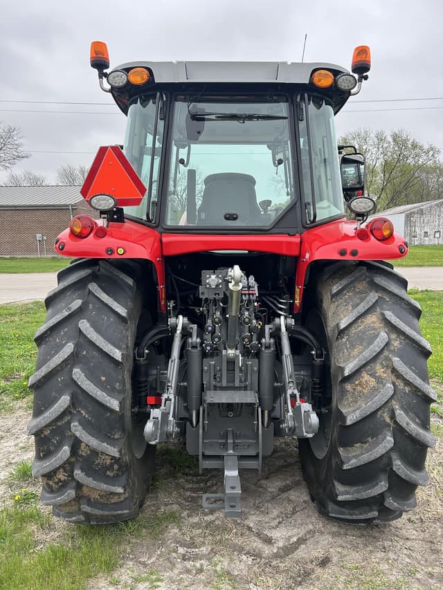 Image of Massey Ferguson 7716 equipment image 3