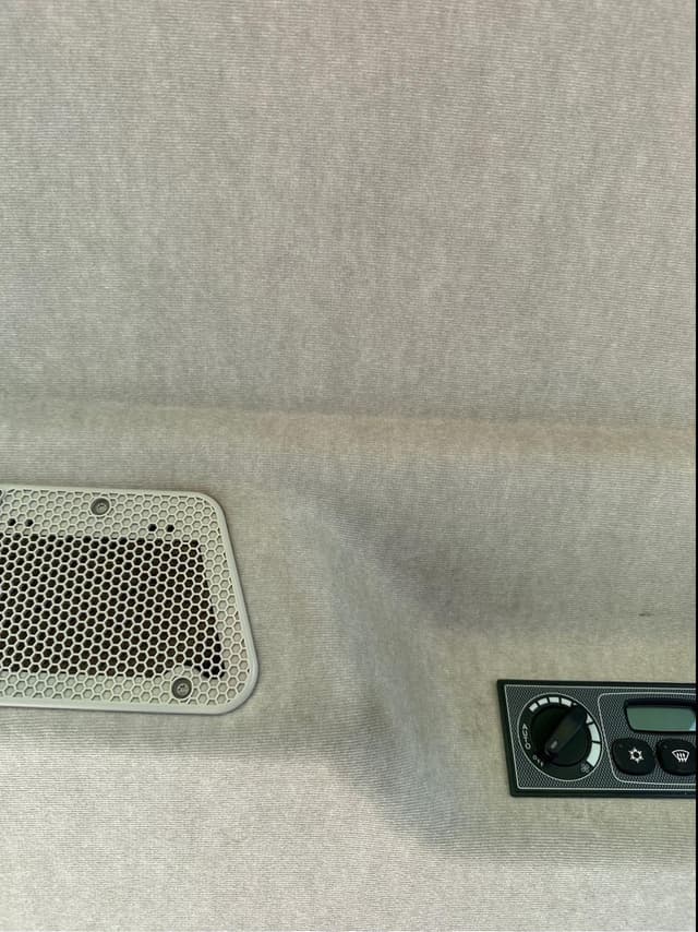 Image of Massey Ferguson 7724S equipment image 2