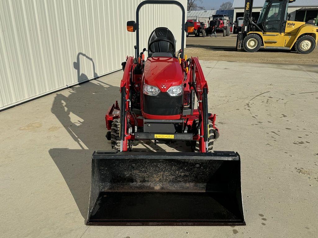 Image of Massey Ferguson GC1723E Primary image