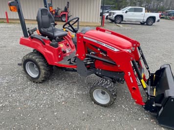 Main image Massey Ferguson GC1723E
