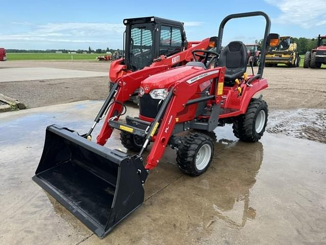 Image of Massey Ferguson GC1723E equipment image 1
