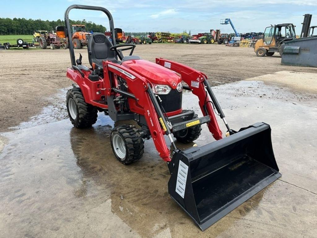 Image of Massey Ferguson GC1723E Primary image