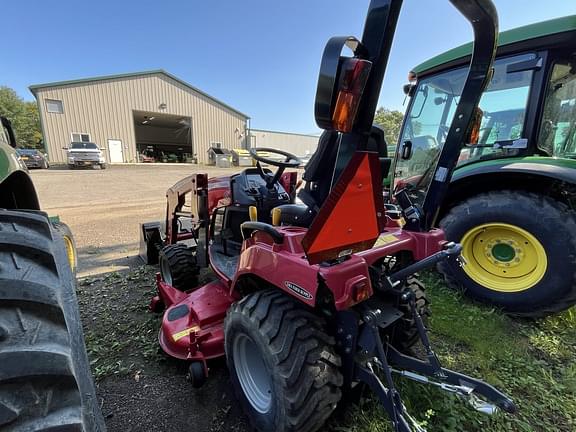 Image of Massey Ferguson GC1725M equipment image 3