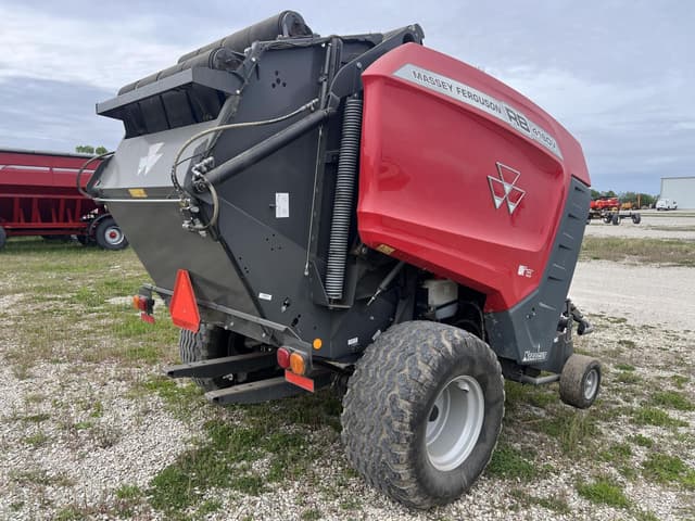 Image of Massey Ferguson RB4160V equipment image 3