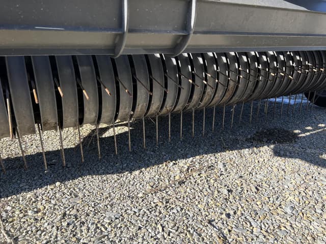 Image of Massey Ferguson RB4180V equipment image 3