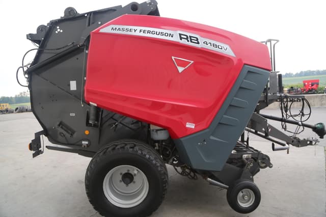 Image of Massey Ferguson RB4180V equipment image 2