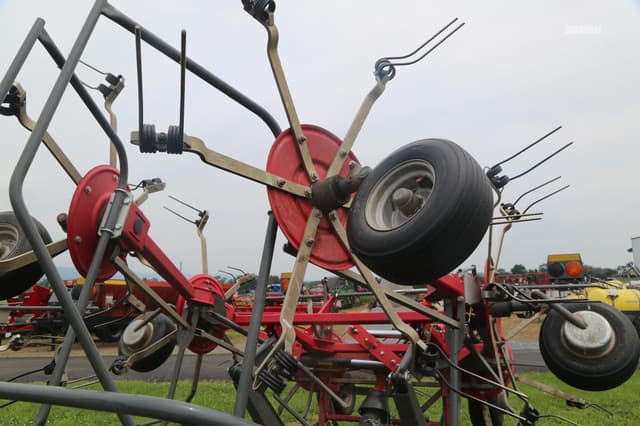 Image of Massey Ferguson TD776TRC equipment image 1