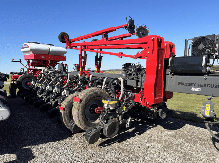 Image of Massey Ferguson VF2430 Primary image