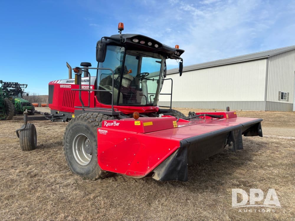 Image of Massey Ferguson WR9980 Primary image