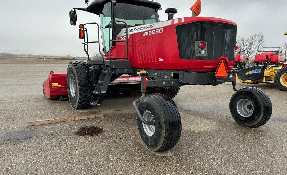 Image of Massey Ferguson WR9980 Primary image