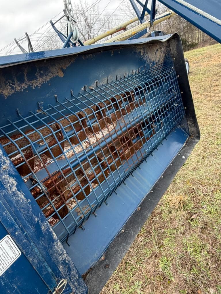 Image of Harvest by Meridian 1085 Image 1