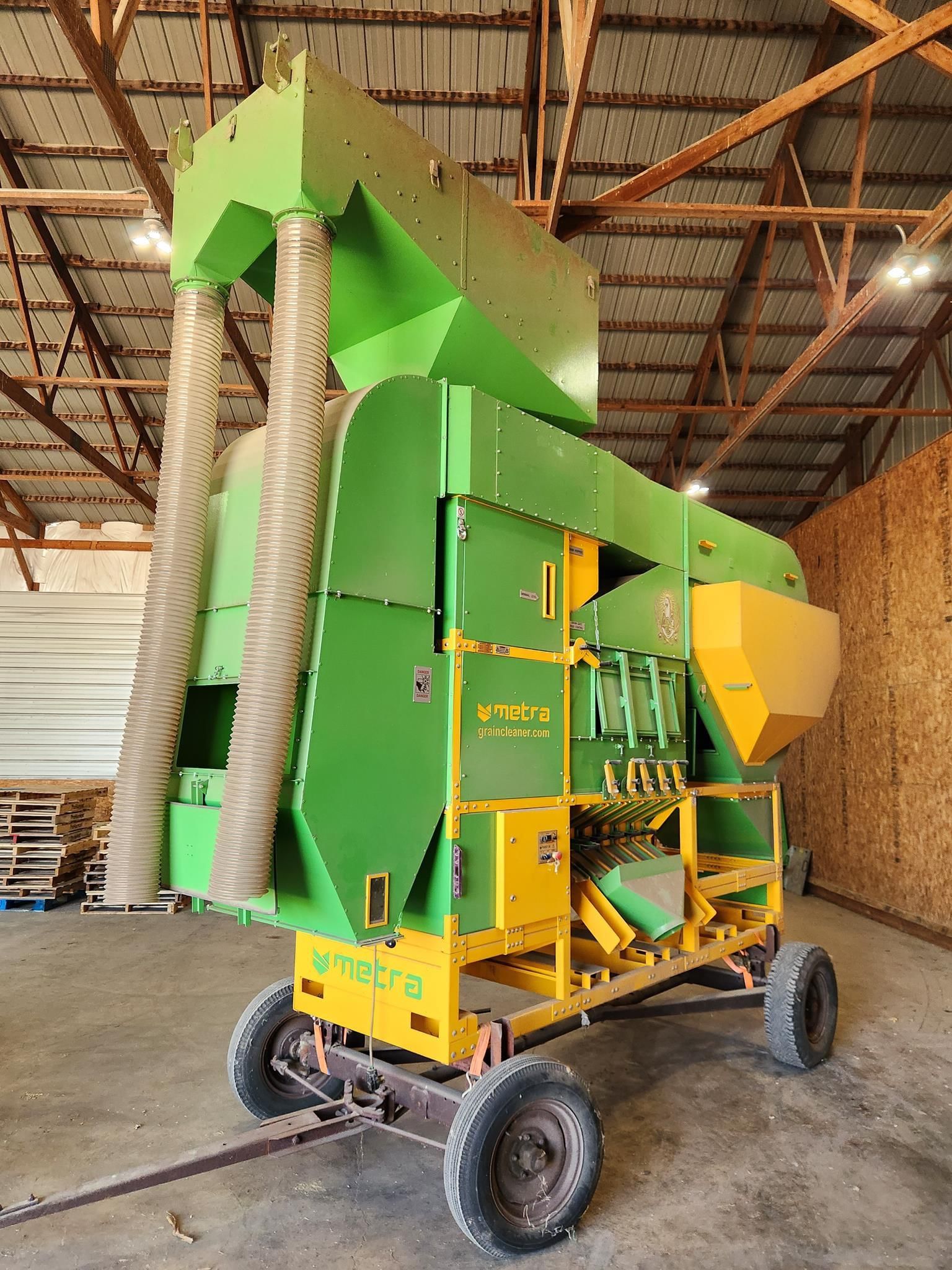 Main image Metra ADS1600