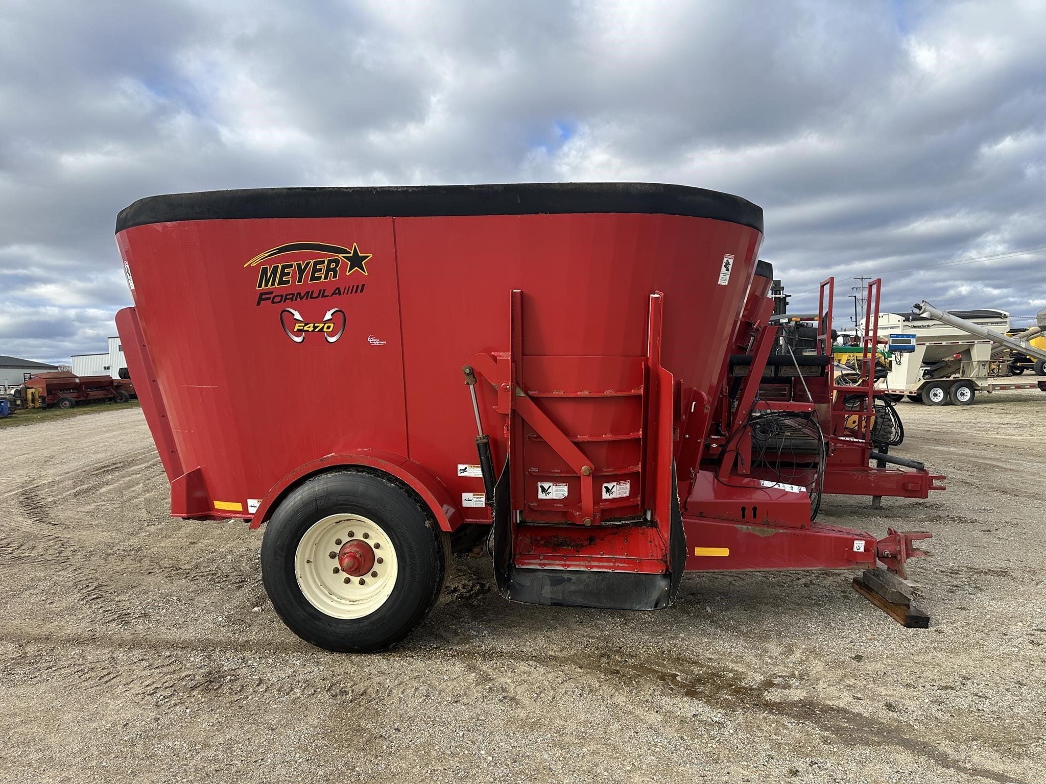 2021 Meyer F470 Equipment Image0