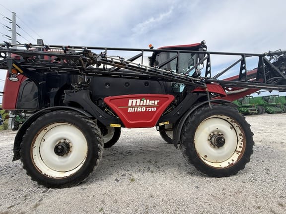 2021 Miller Nitro 7310 Equipment Image0