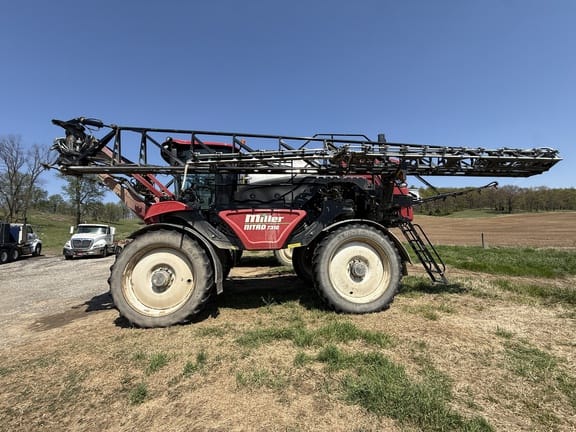 2021 Miller Nitro 7310 Equipment Image0