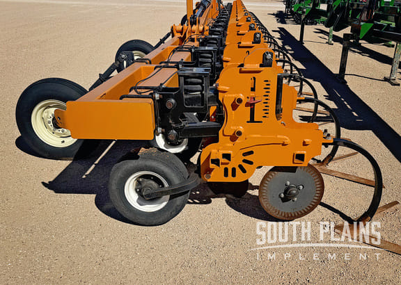 2021 SM Fab 988 Equipment Image0